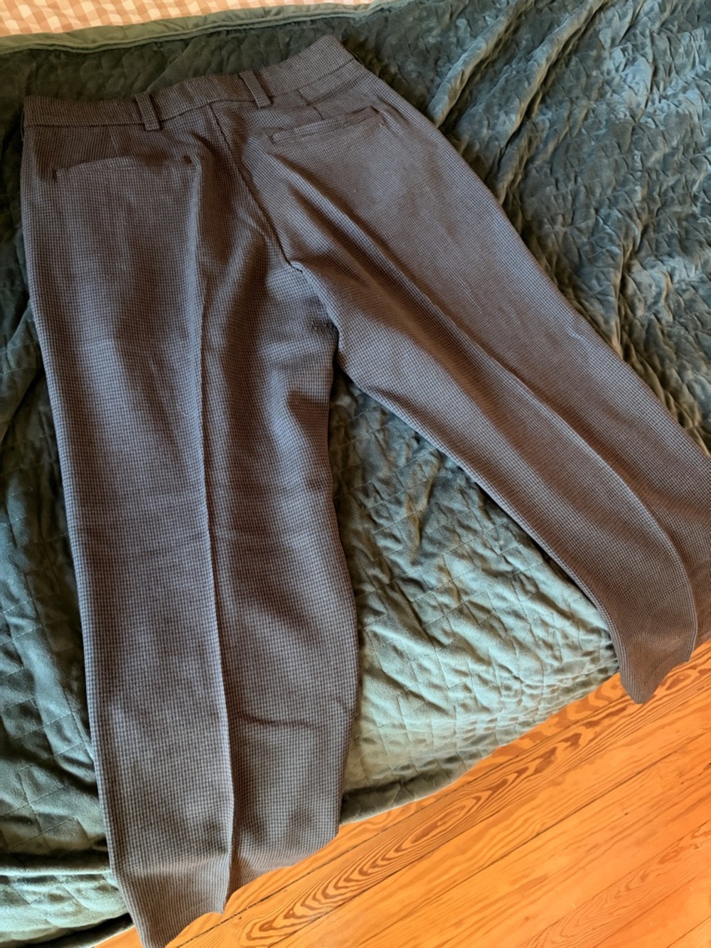 Abercrombie & Fitch Men's Dress Pants in Charcoal Gray